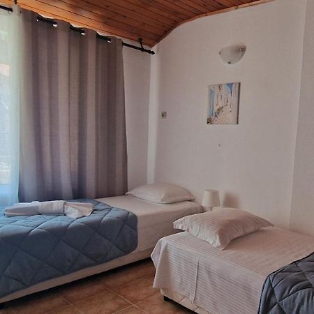 Guest House Maggy Sozopol Buitenkant foto