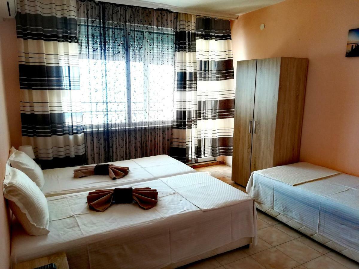 Guest House Maggy Sozopol Buitenkant foto
